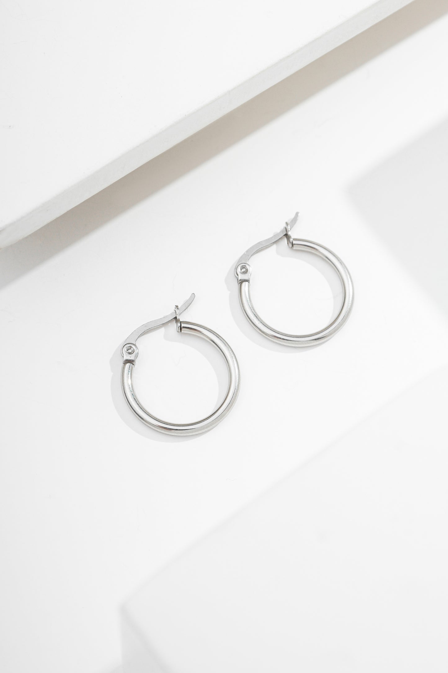 Argola fecho italiano 2x1.5cm de aço