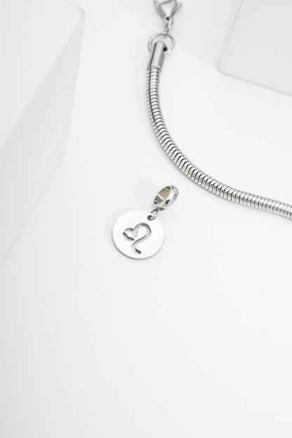 Berloque personalizado com signo todo de aço