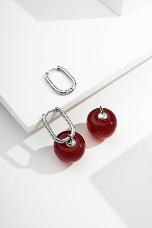 Argola oval com cereja 2 em 1